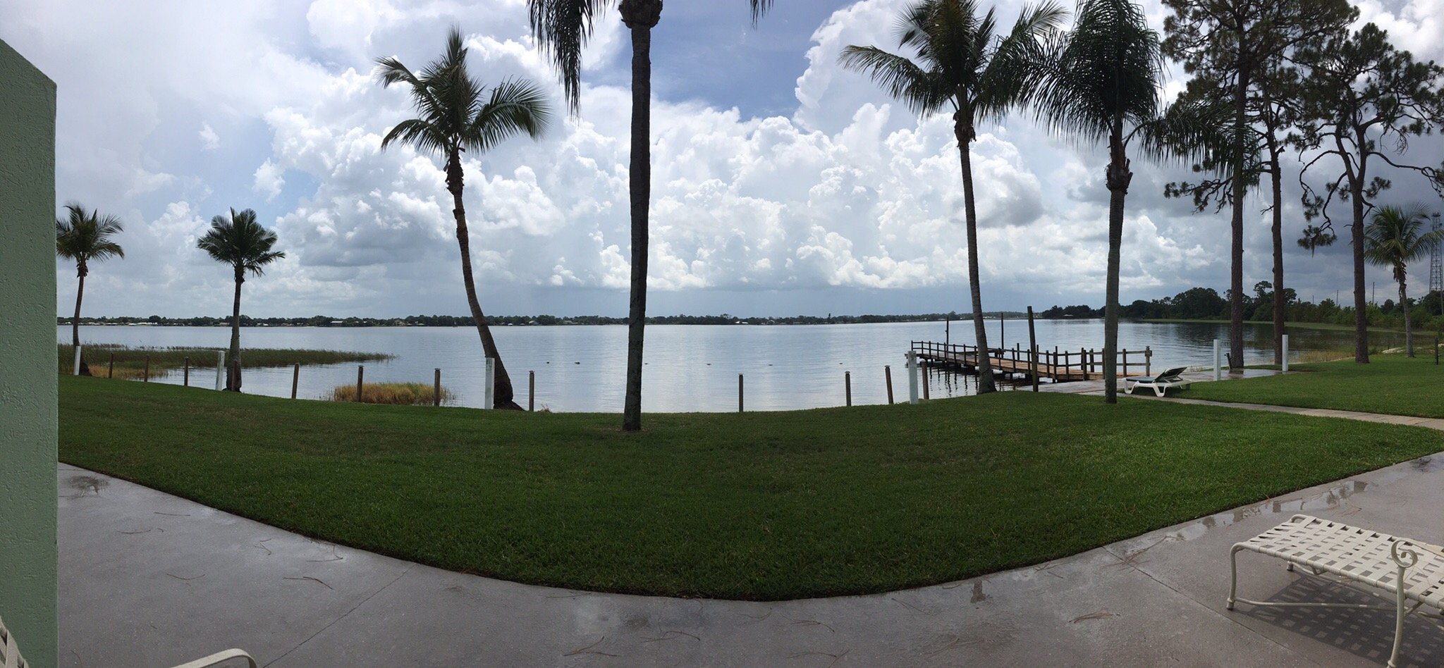 Lake Grassy Inn & Suites-官方