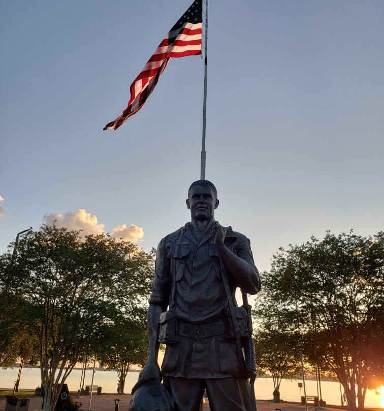 Veteran's Memorial Park-莱克查尔斯必去景点