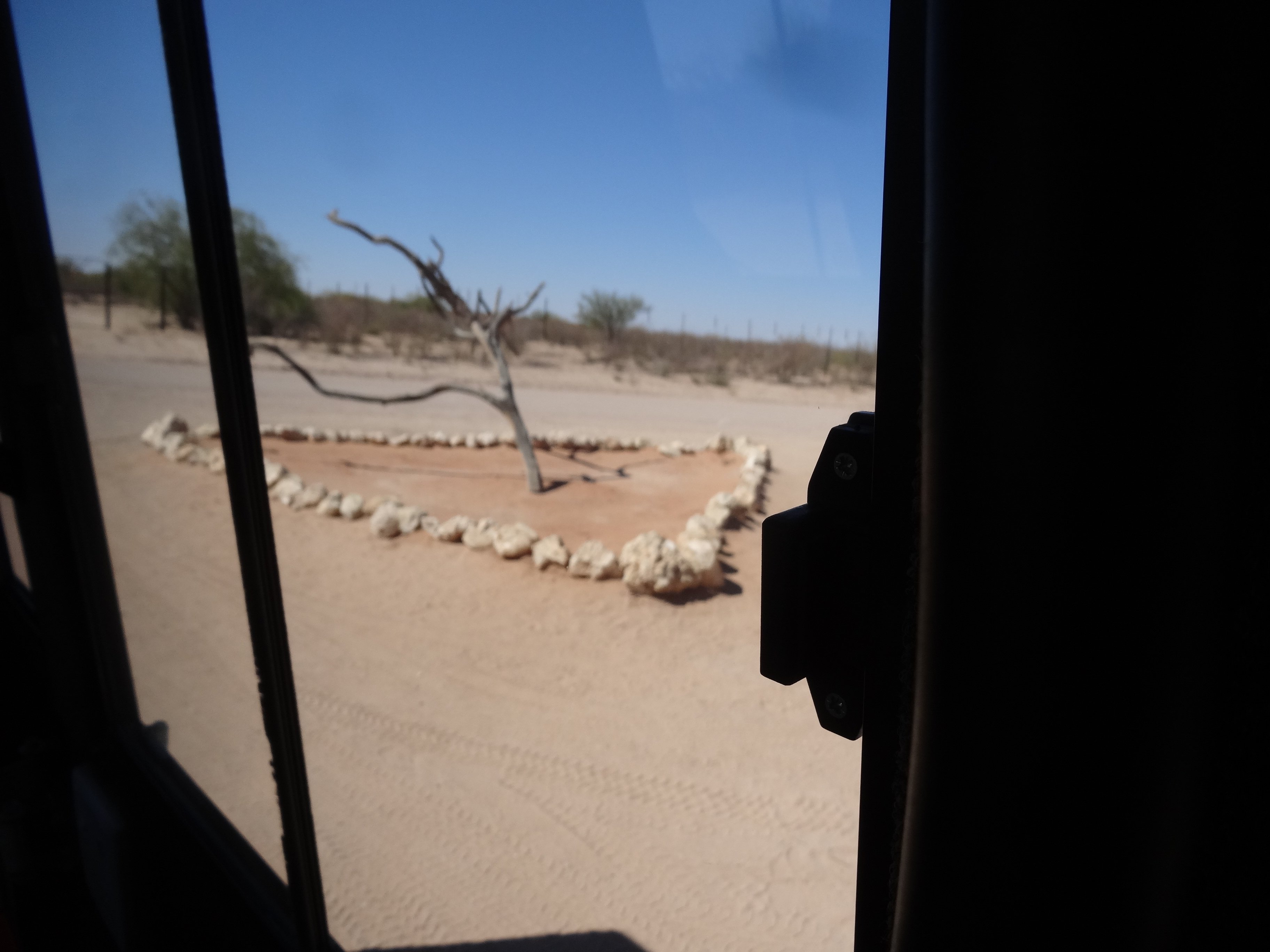 Suricate Kalahari Tented Lodge-浴室