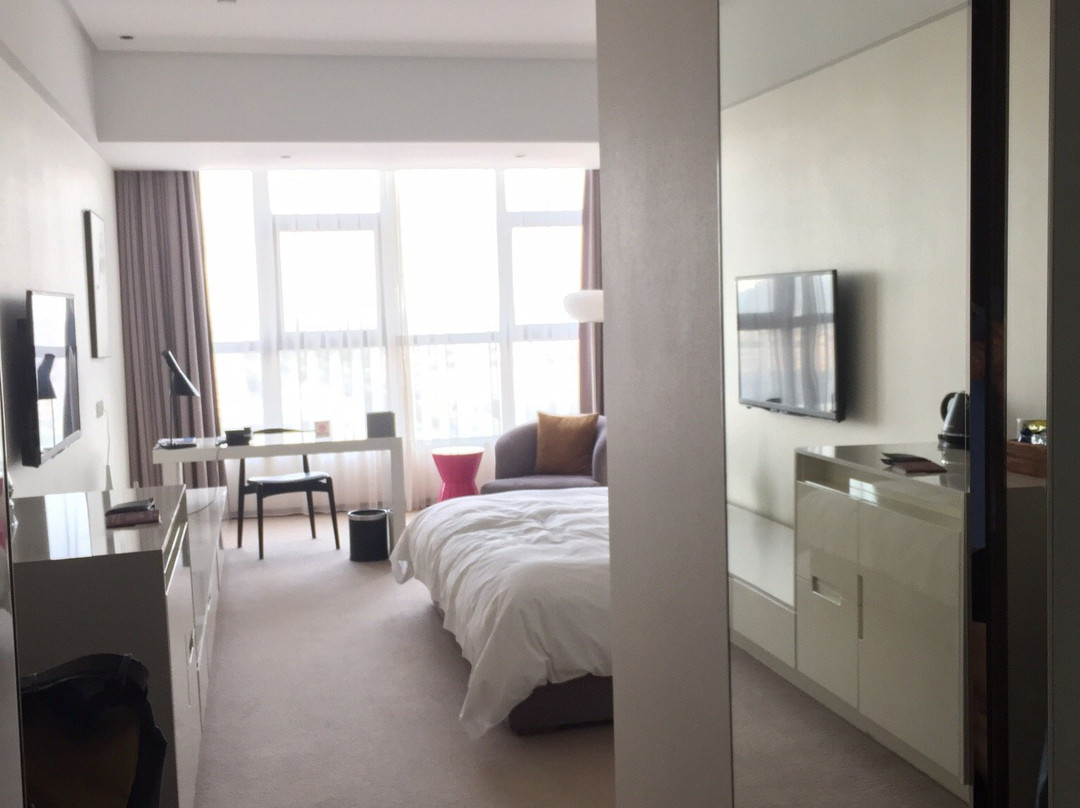 美伦精品酒店主图