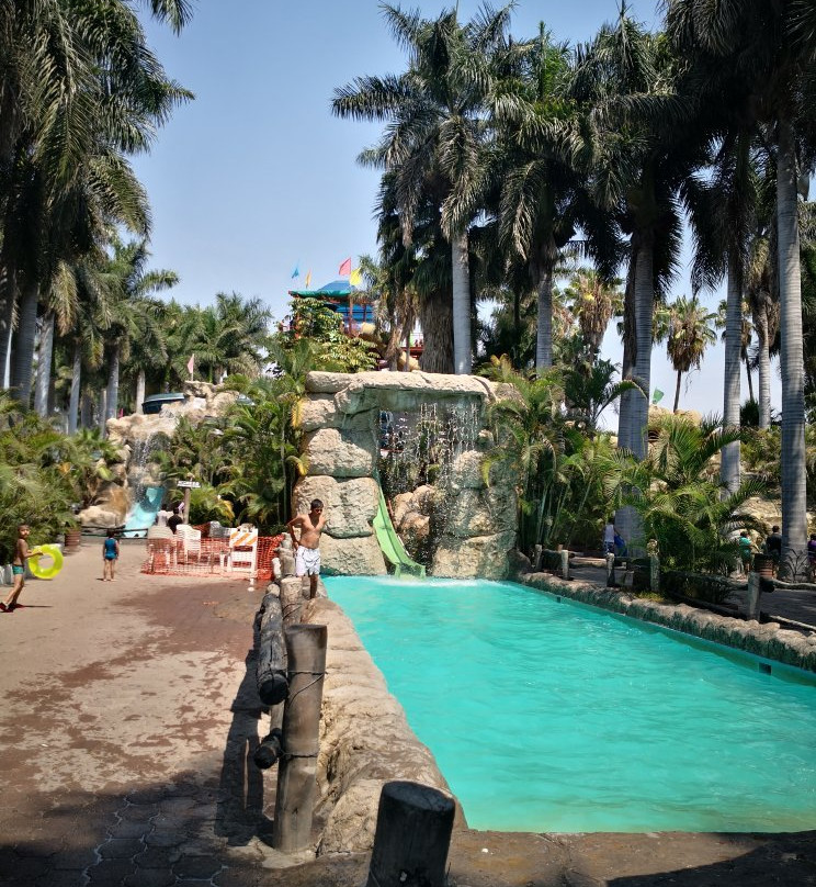 Hotel Balneario Parque Acuatico La Caldera主图