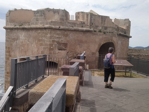 Torre di San Giacomo-阿尔盖罗必去景点