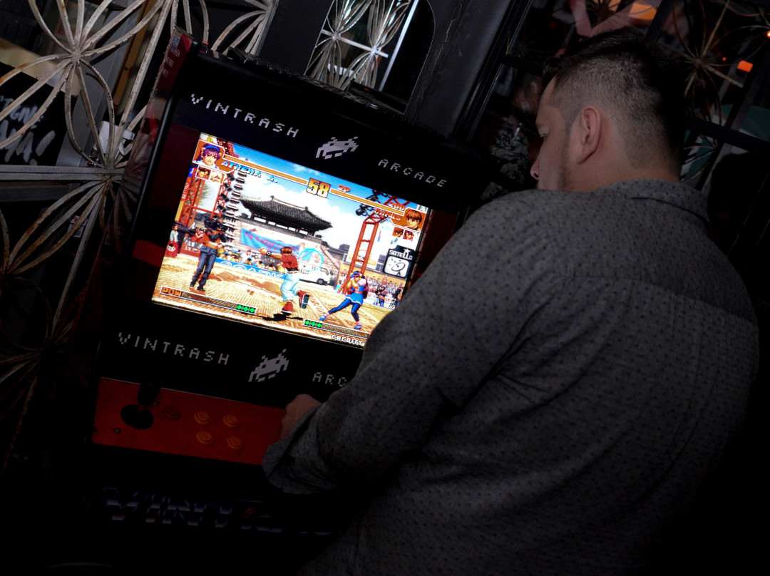 Vintrash Bar-布卡拉曼加必去景点