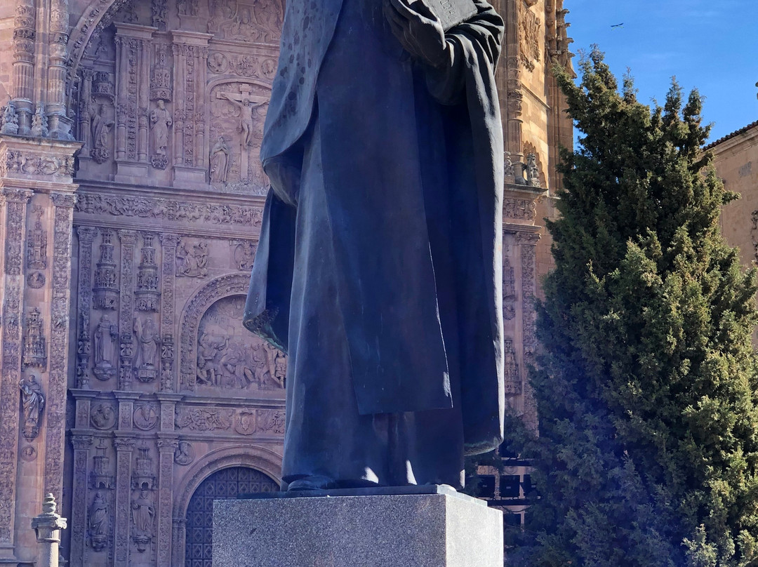 Monumento a Francisco de Vitoria - Salamanca-萨拉曼卡必去景点