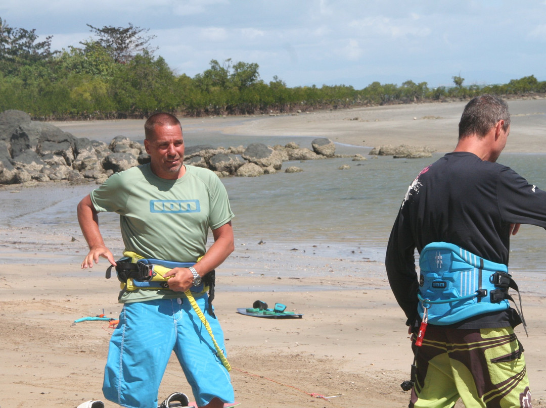 Kitesurfing Guimaras景点图片
