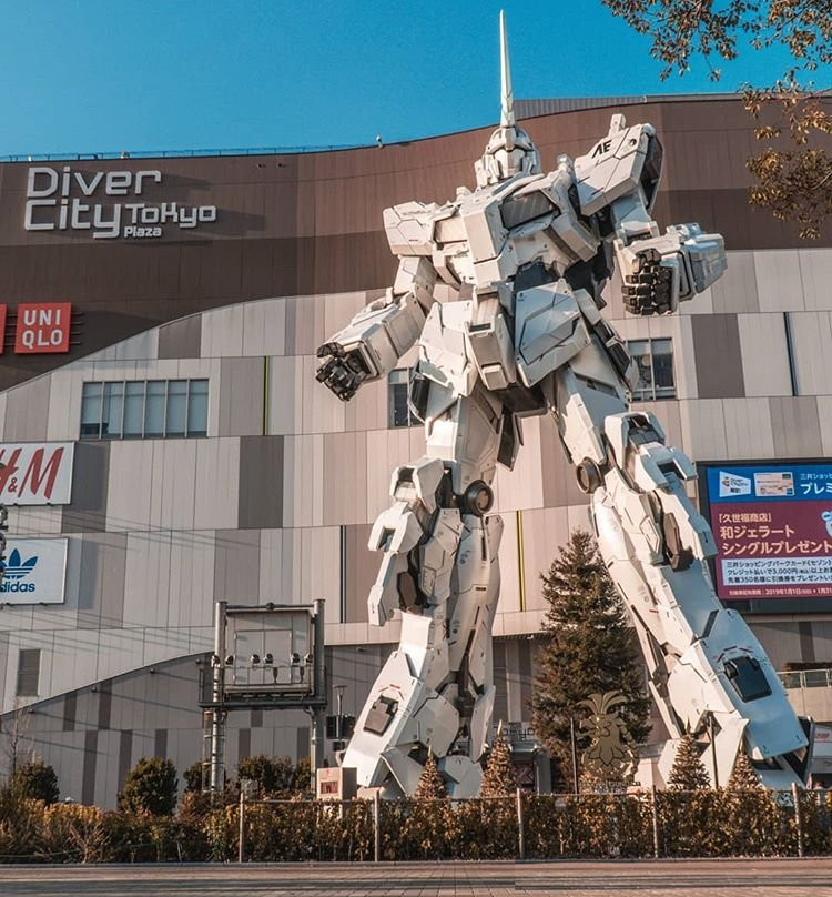 Unicorn Gundam Statue-江东区必去景点