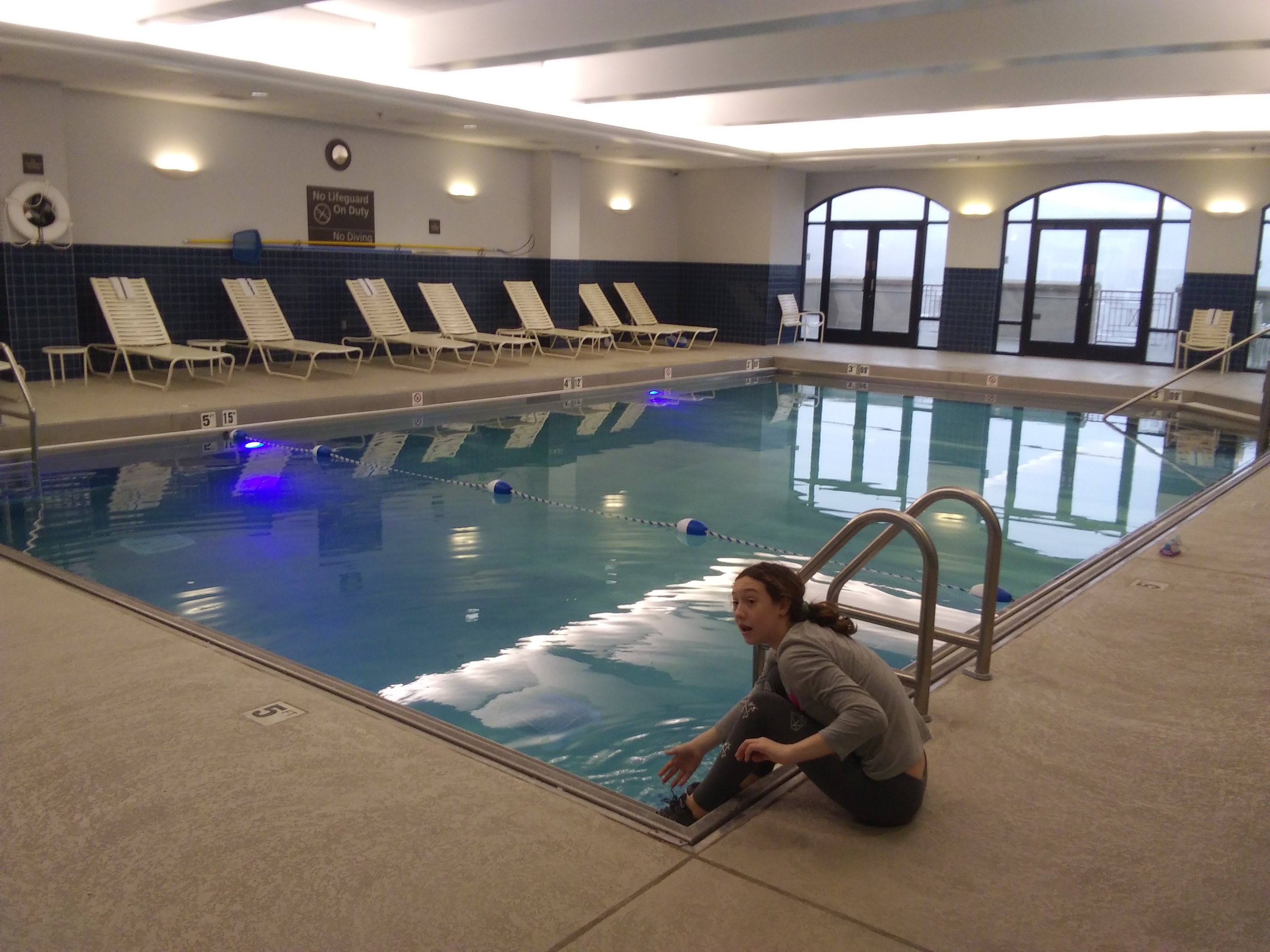 Hampton Inn & Suites Kansas City-Country Club Plaza-泳池