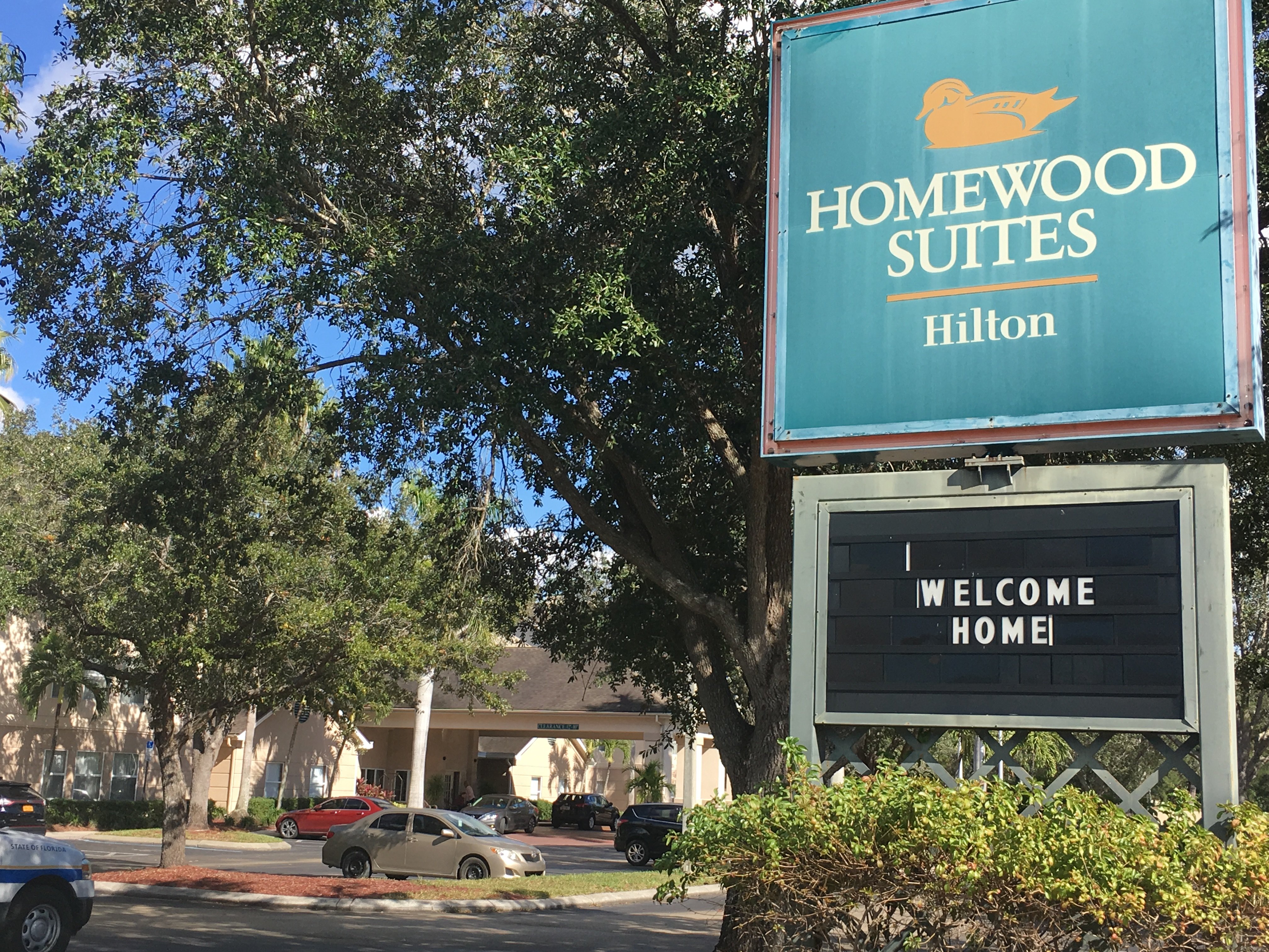 Homewood Suites by Hilton Fort Myers-浴室
