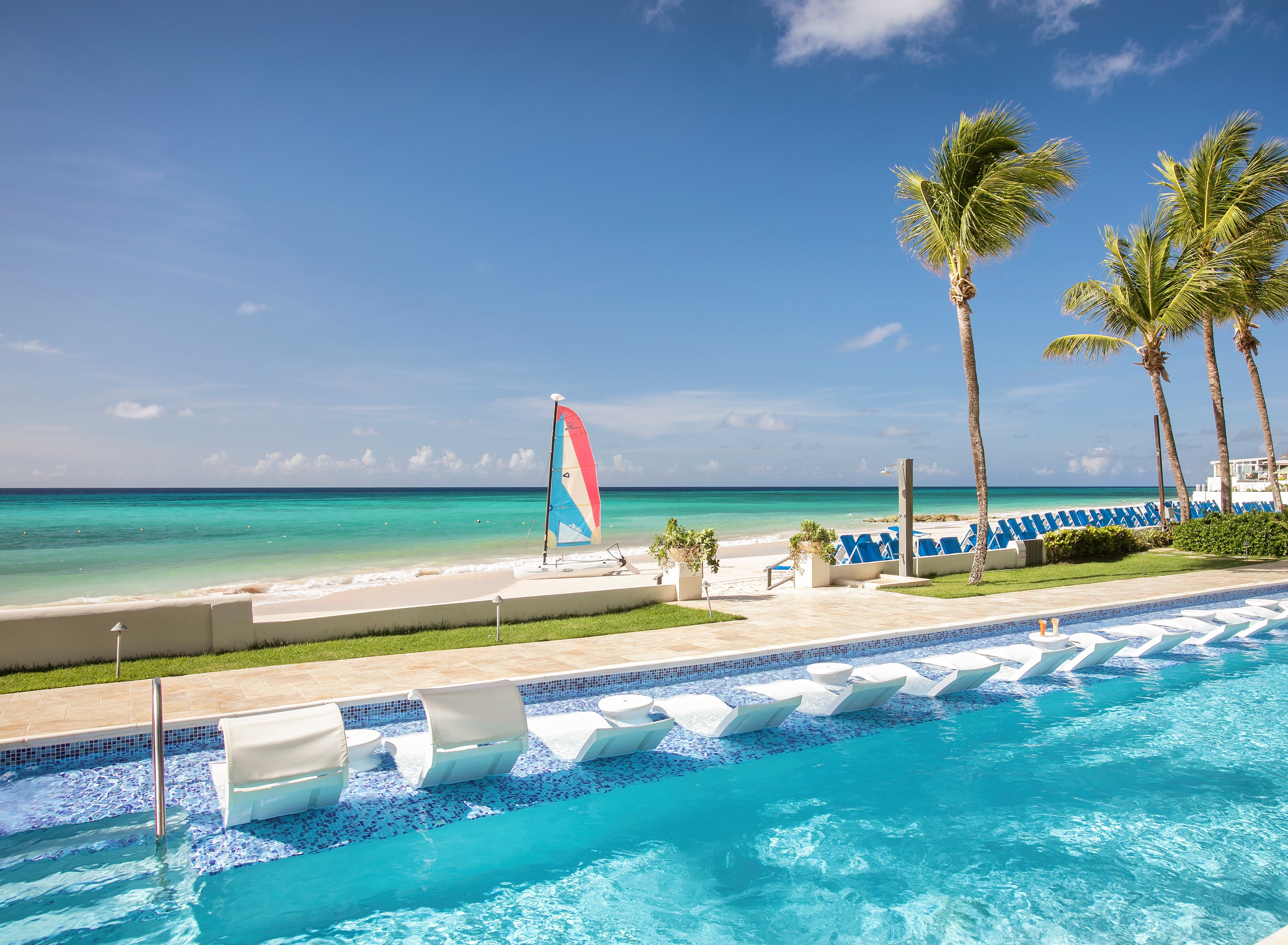 Sea Breeze Beach House-官方