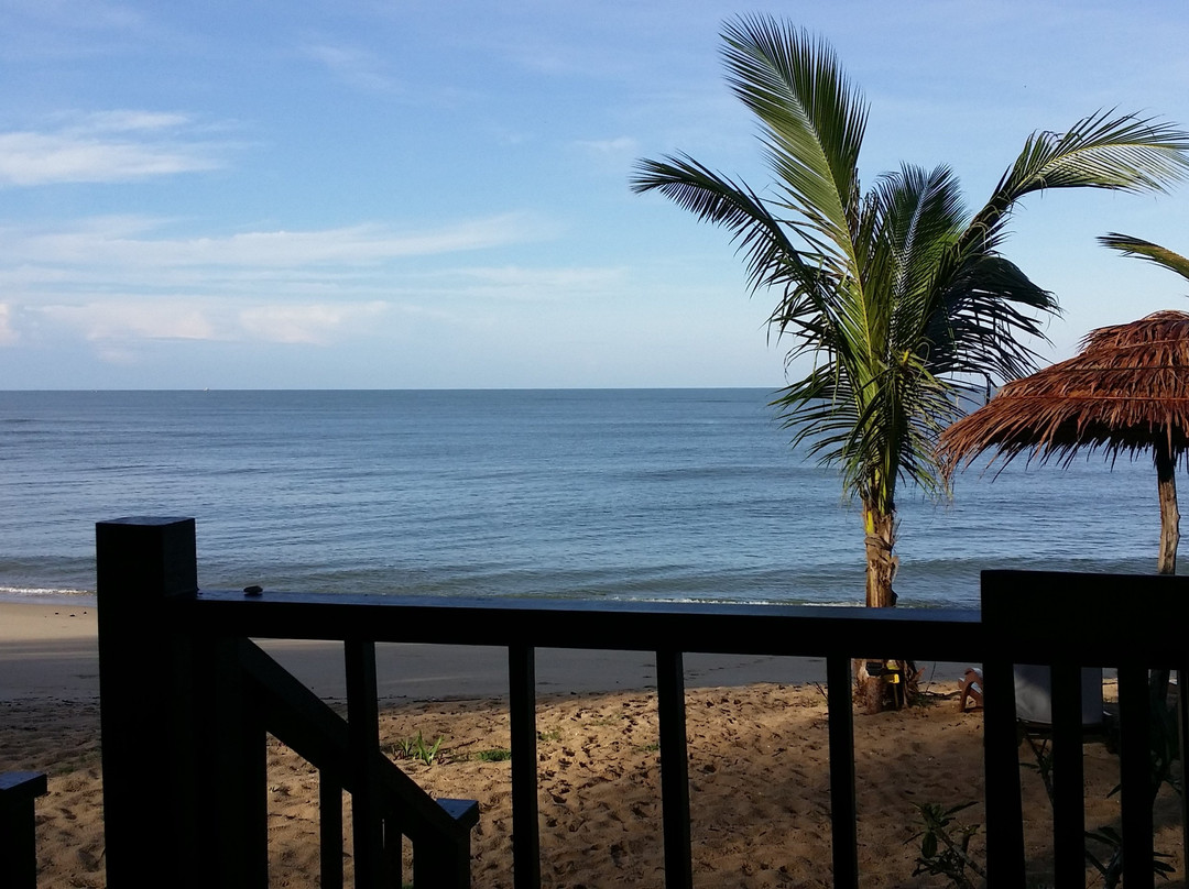 Pranee Beach Bungalows主图