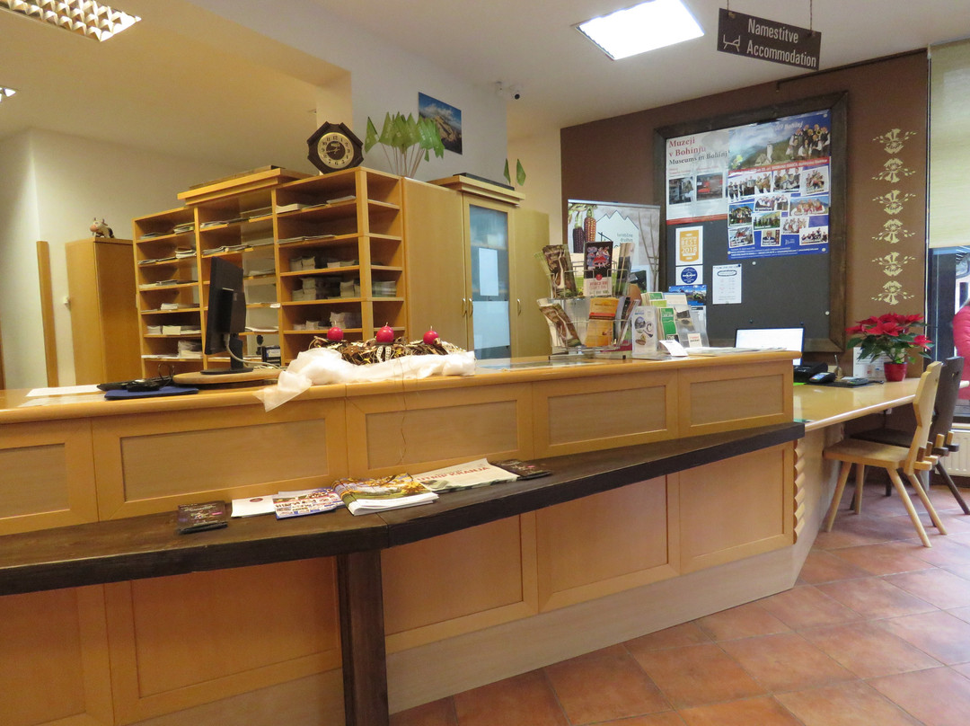 Info Center Bohinj-博希尼湖必去景点