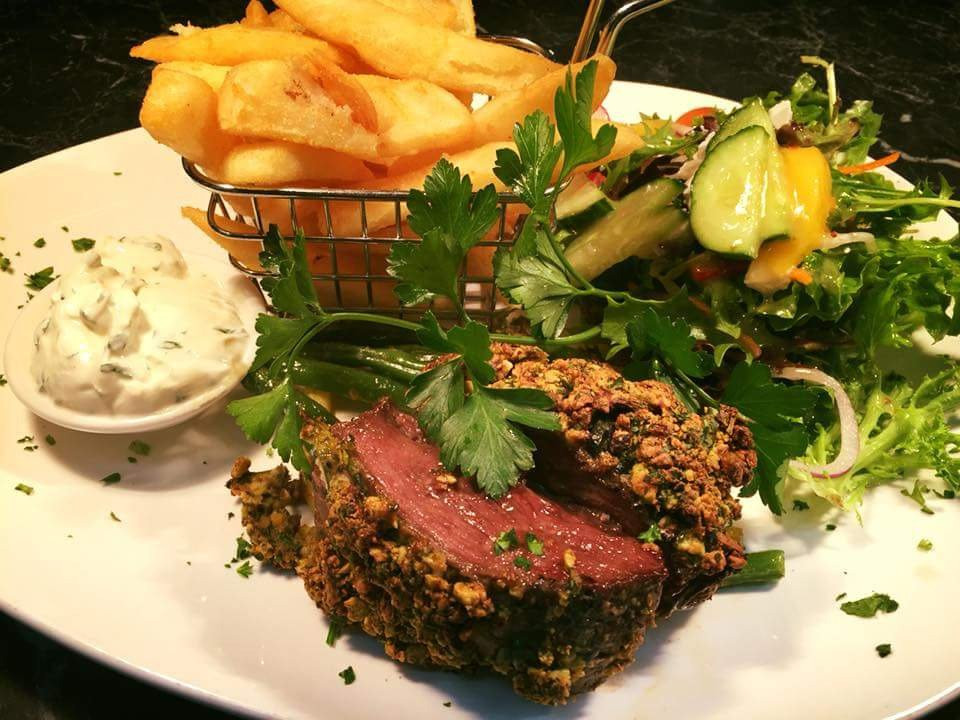 Madden's Commercial Hotel主图