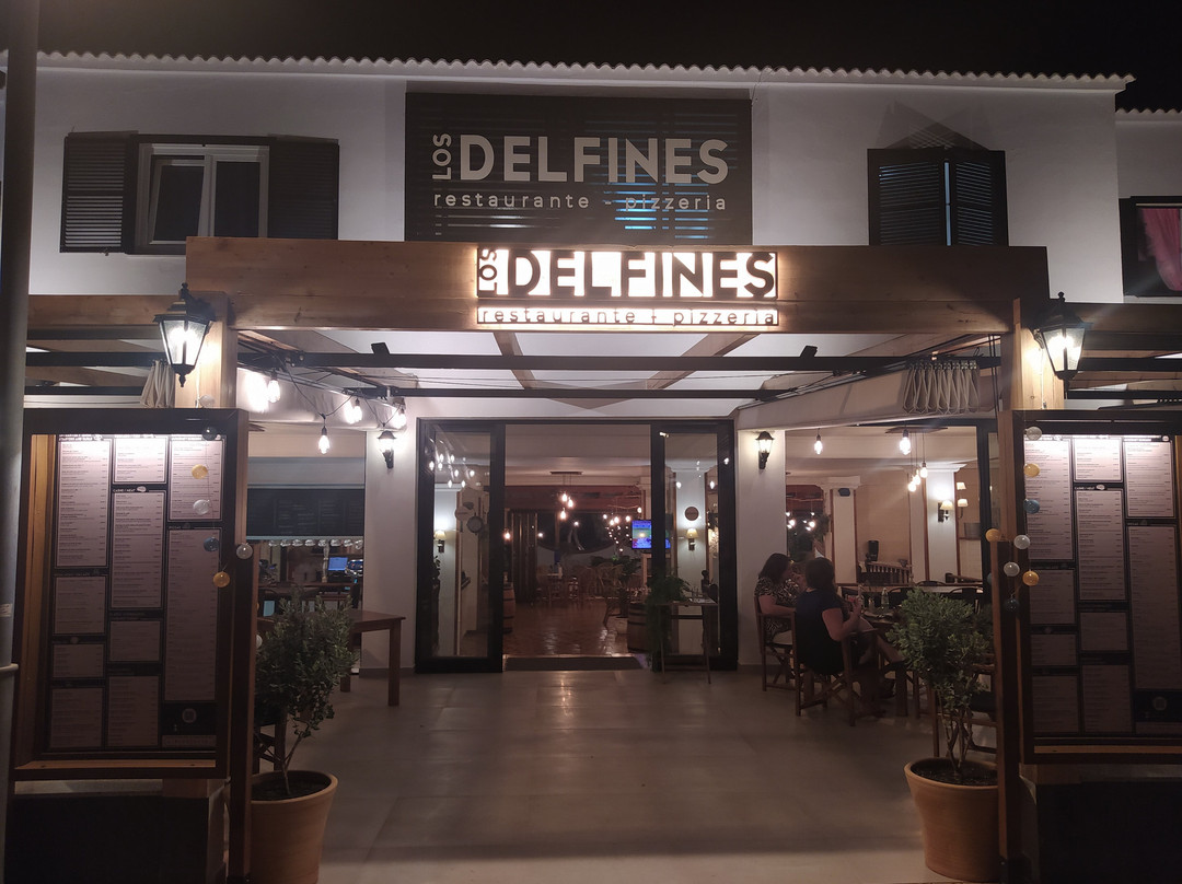 Los Delfines餐馆和美食-Los Delfines Restaurant