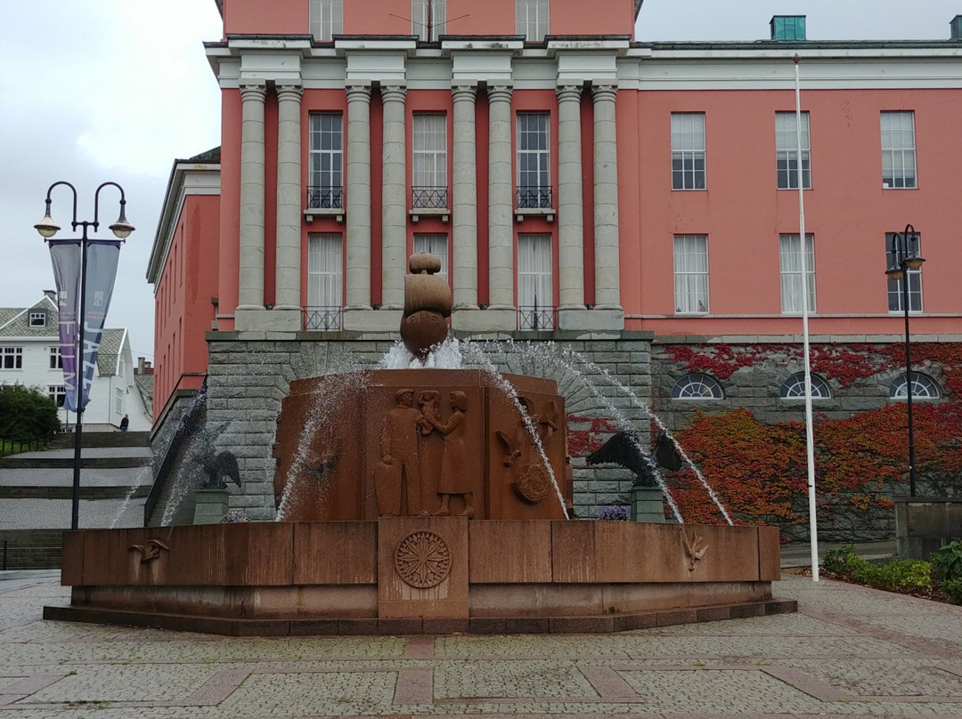 Haugesund Town Hall景点图片