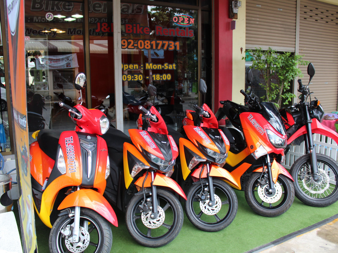 J&D Car and Motorbike Rentals景点图片