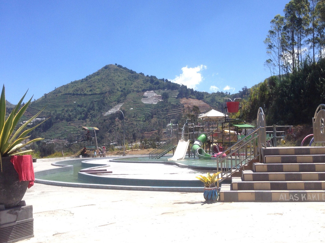 D'Qiano Hot Spring Waterpark景点图片