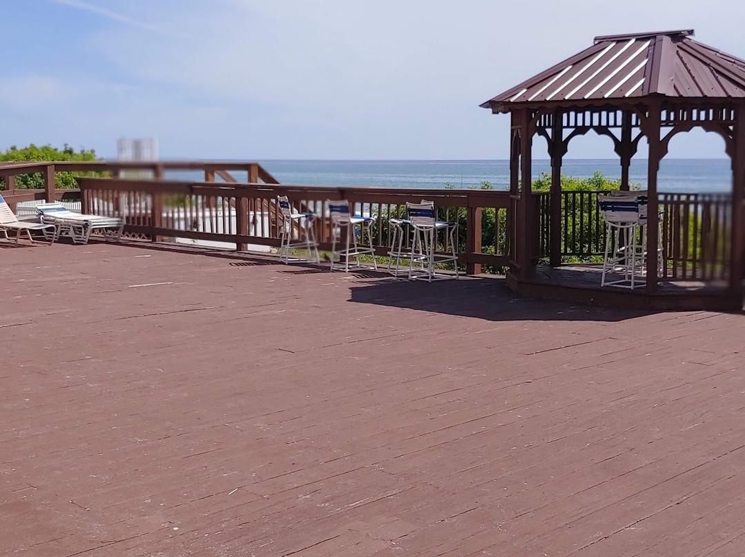 Radisson Suite Hotel Oceanfront主图