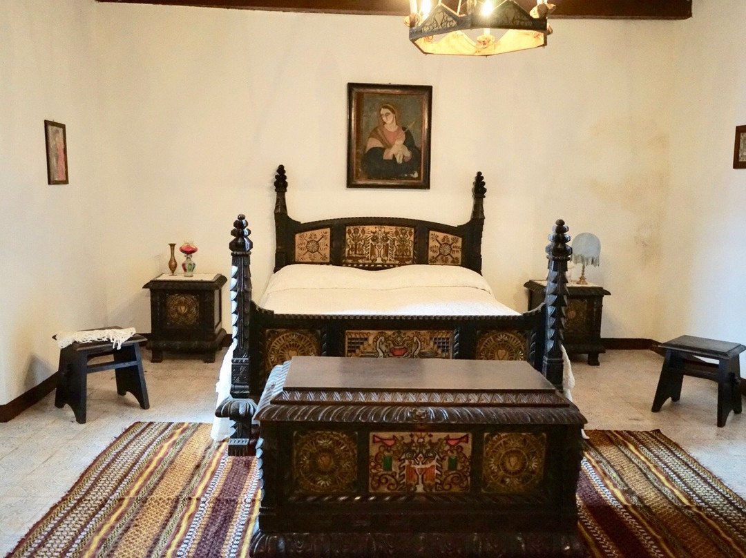 Gadoni旅游景点-Casa Devilla