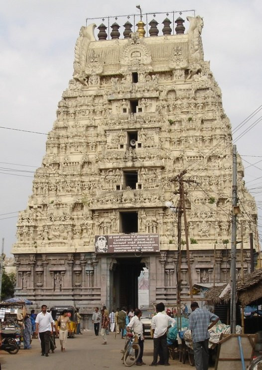Adhi Kamakshi Amman Temple-甘吉布勒姆必去景点