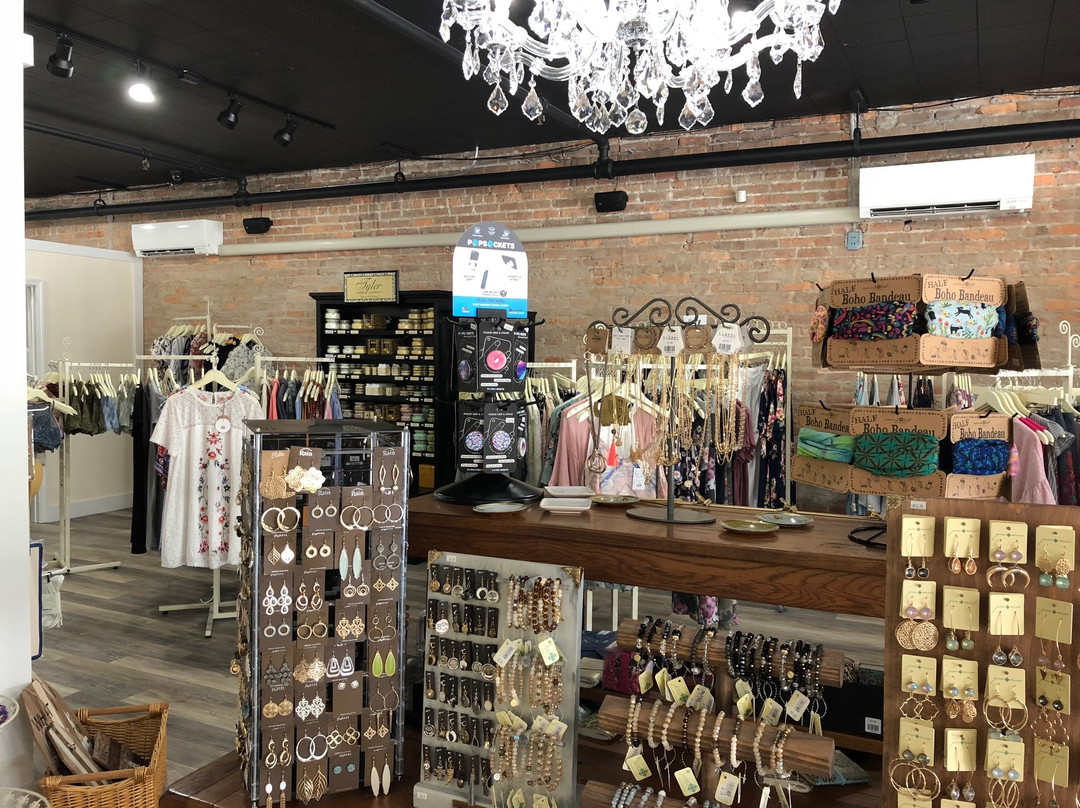 Spruced Boutique-Spruce Pine必去景点