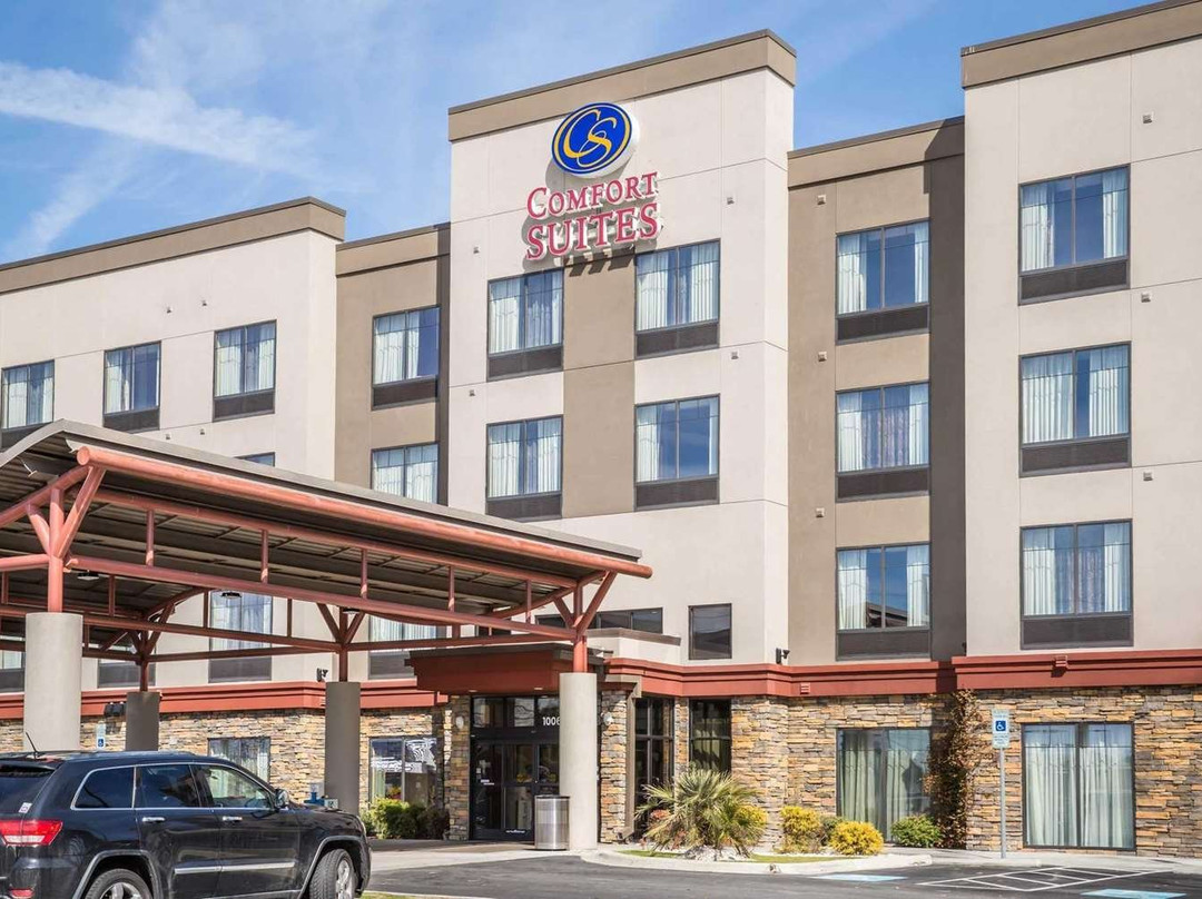 贝斯特韦斯特普勒斯河滨旅馆及套房酒店主图