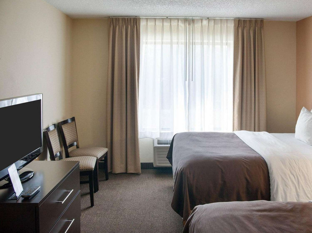 Quality Inn & Suites Niles主图