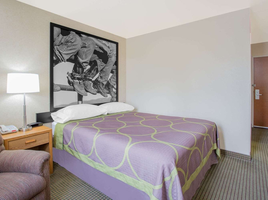 Super 8 by Wyndham Havre主图