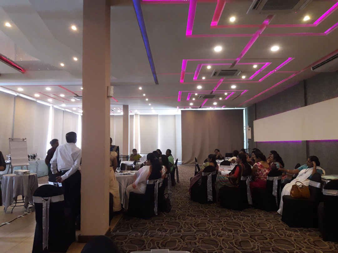 Grand Arena Hotel主图