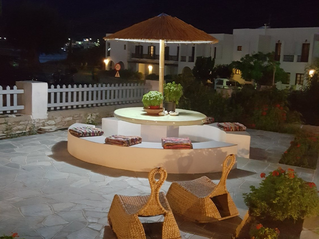 Aeolos Apartments主图