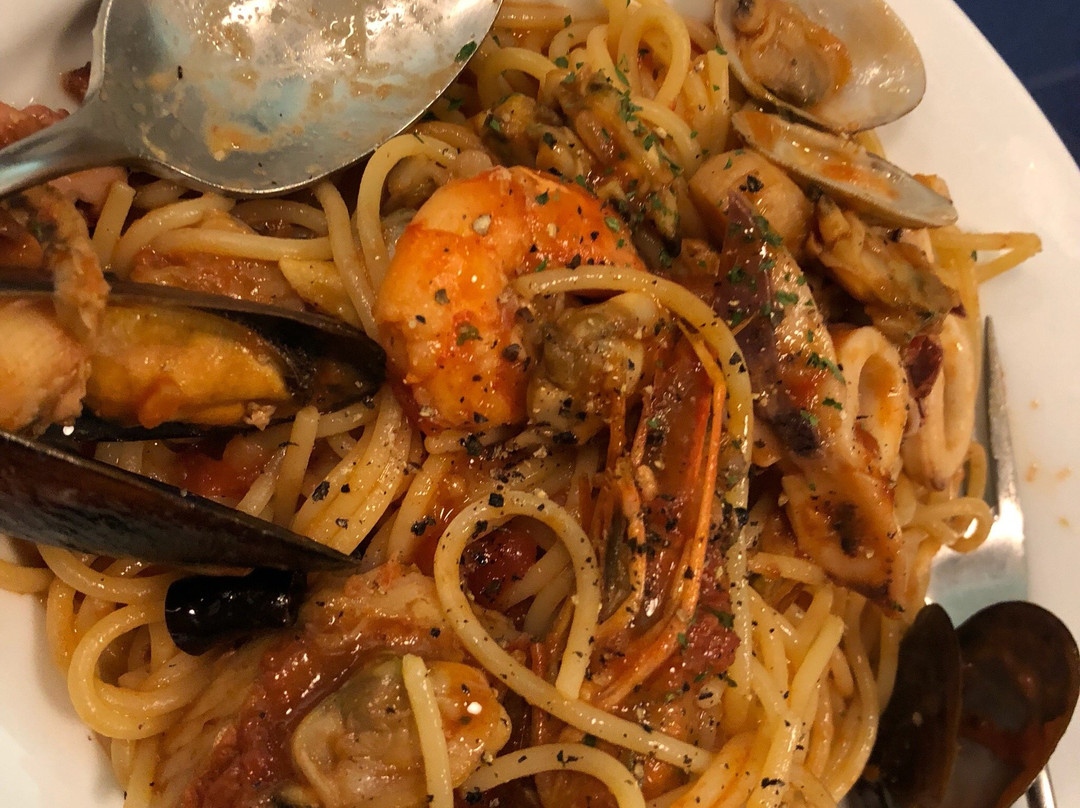 壁の穴 千葉そごう店