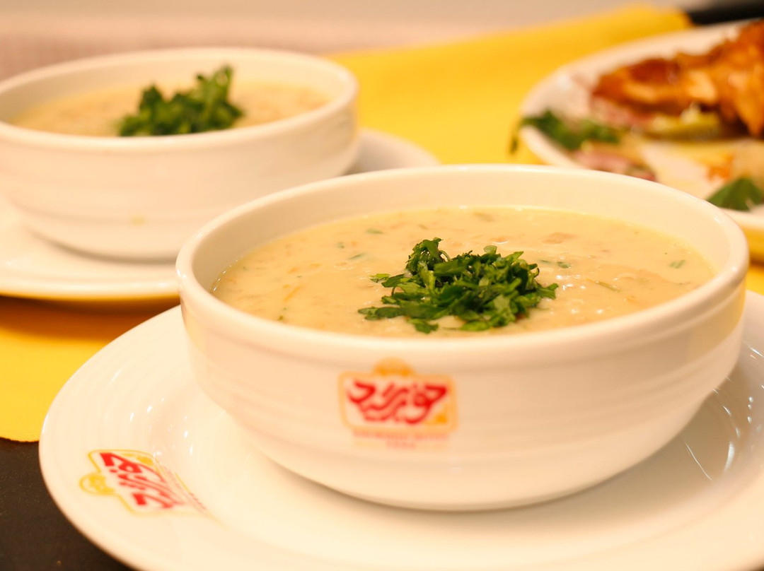 Hotel Khorshid主图