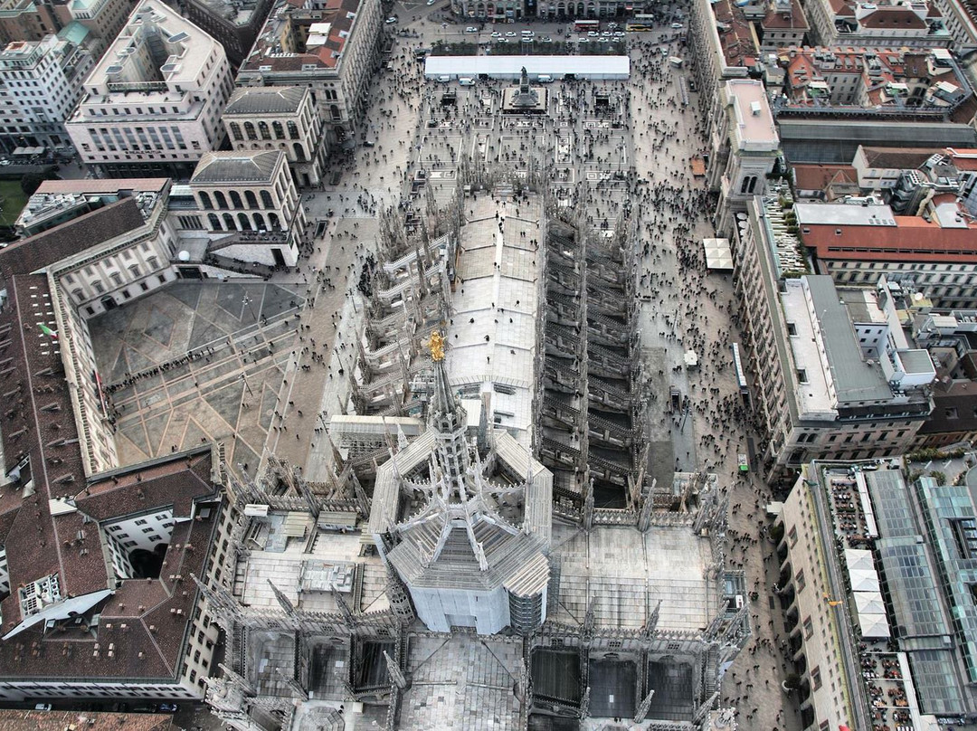 The Vertical Tour-米兰必去景点