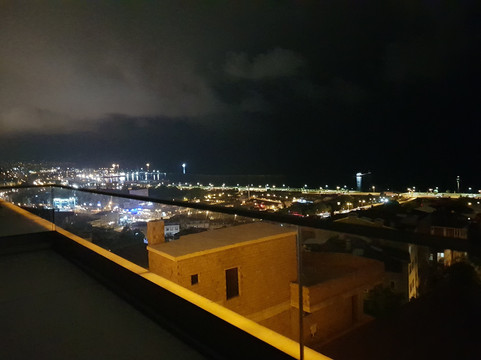 白金套房酒店主图