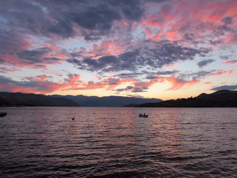 Peterson's Waterfront Resort主图