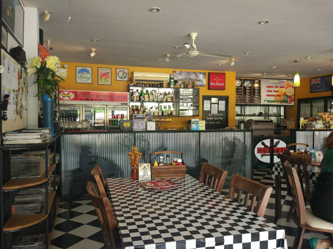 Mae Raem餐馆和美食-X Centre Sports Bar & Restaurant