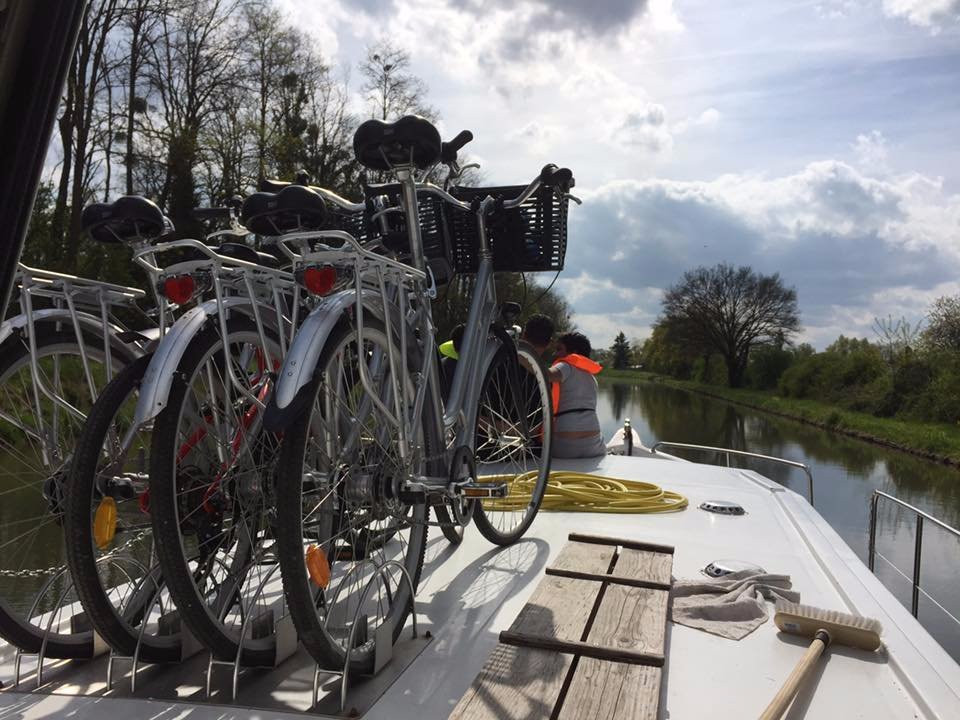 Locaboat Holidays-Dompierre-sur-Besbre必去景点