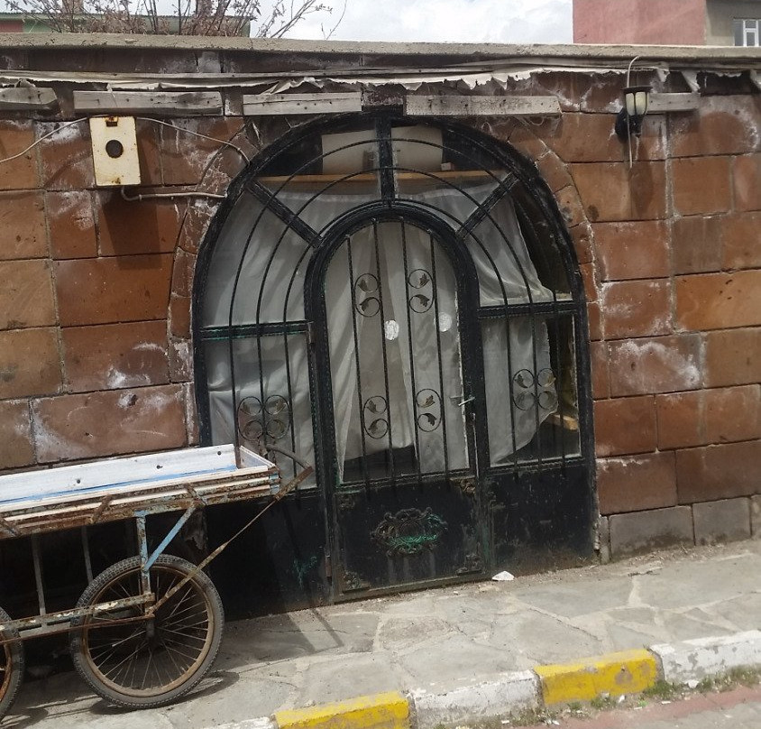 Malazgirt Kalesi景点图片