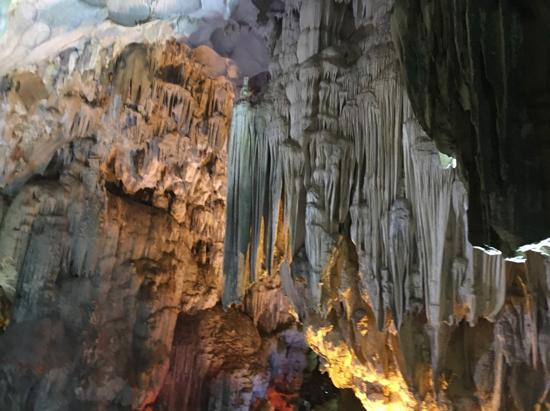 Pelican Cave (Hang Bo Nau)-海防必去景点