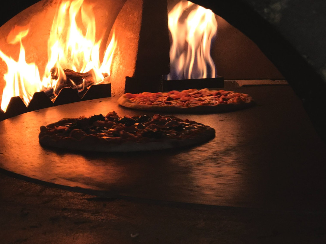 Salve餐馆和美食-Pizzeria Salentina