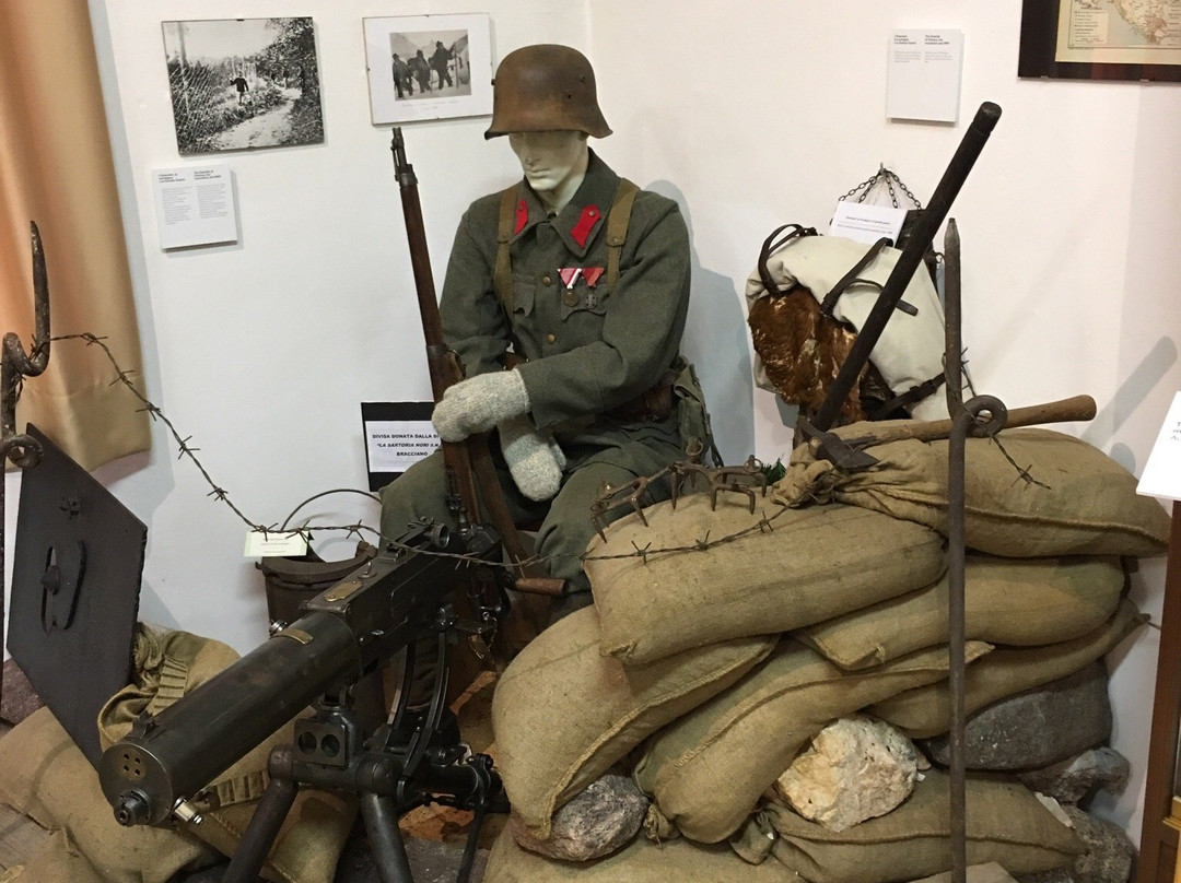Museo della Scuola Alpina della Guardia di Finanza景点图片
