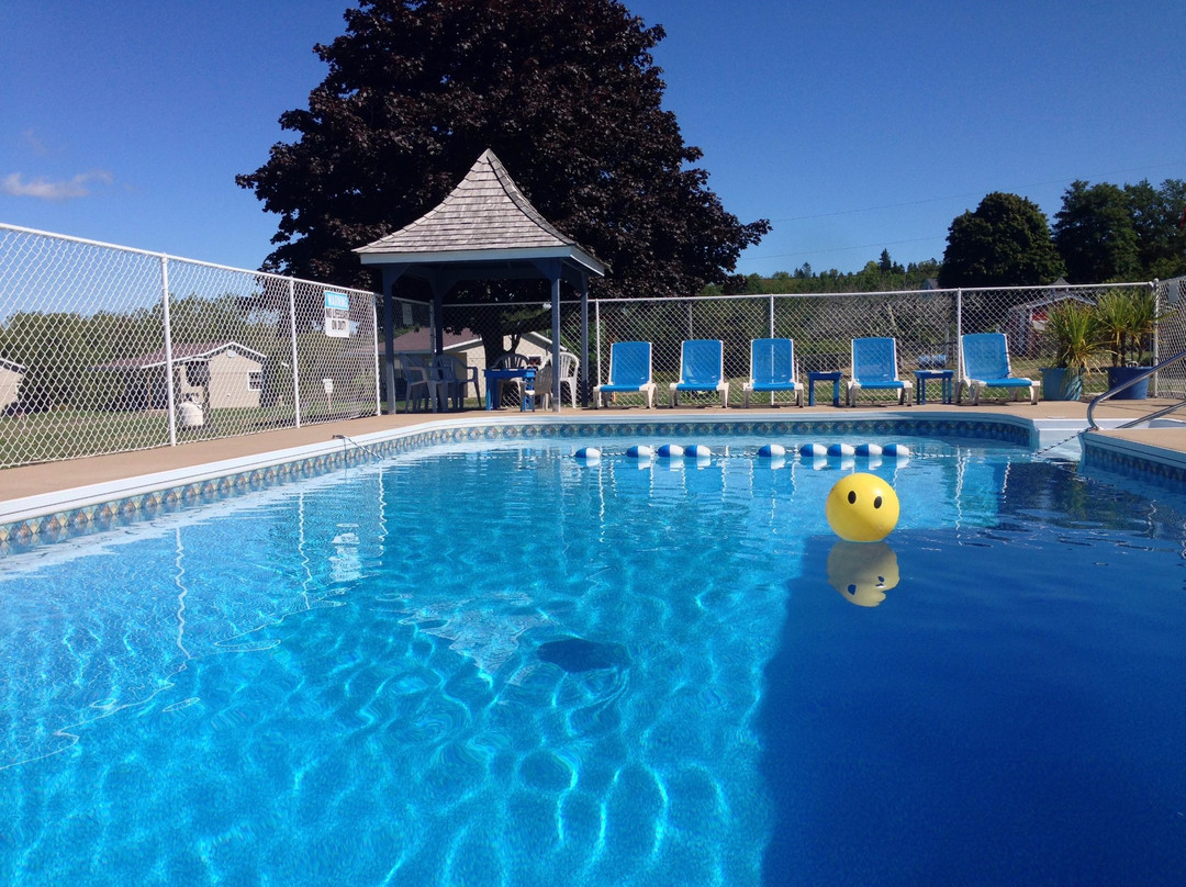 Upper Clements Cottages & RV Park