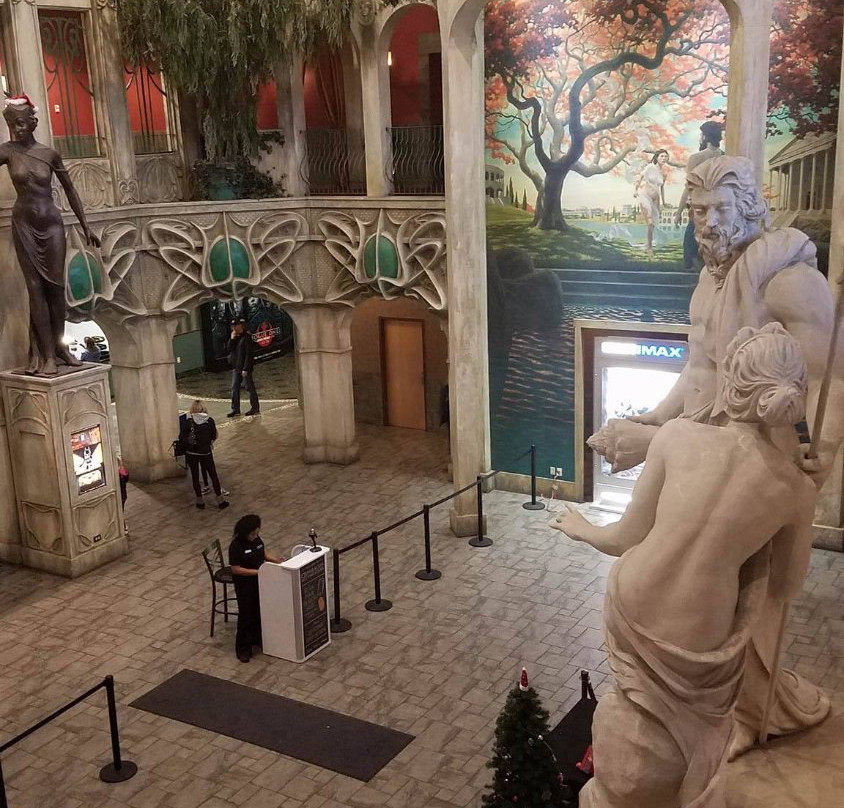 CMX Odyssey - IMAX-Burnsville必去景点