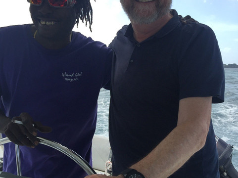 Island Girl Catamaran-斯卡伯勒必去景点