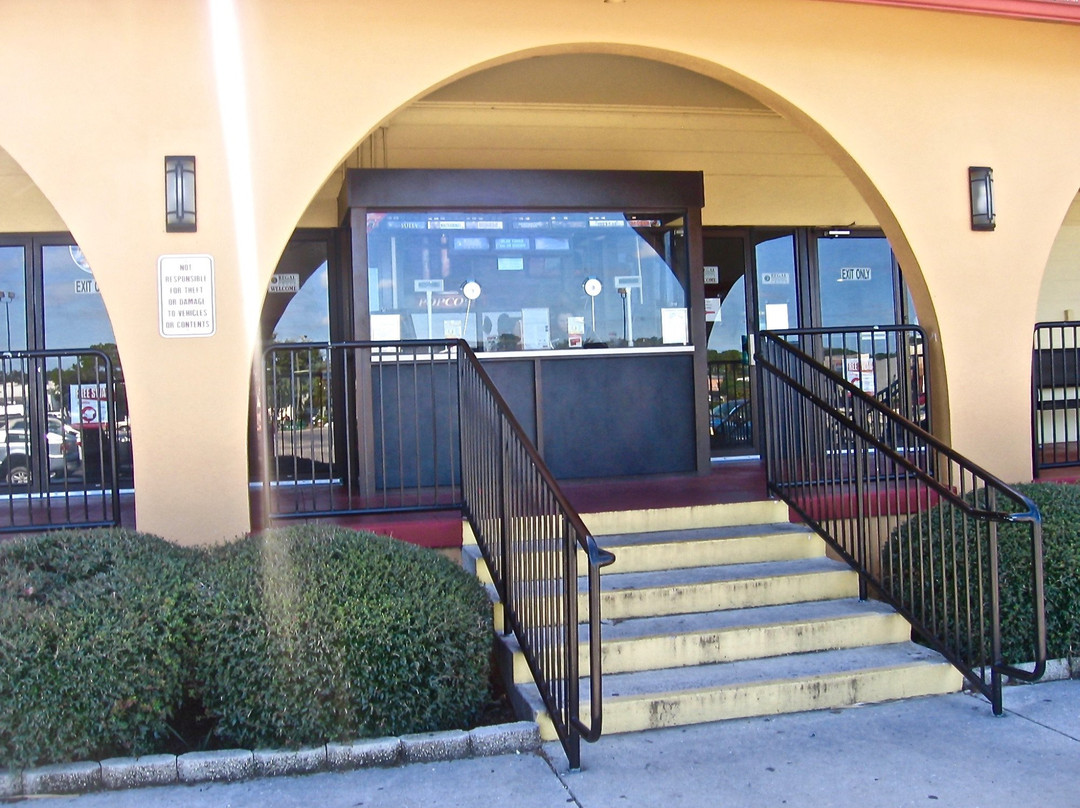 Regal Ua Cinema 90-Lake City必去景点