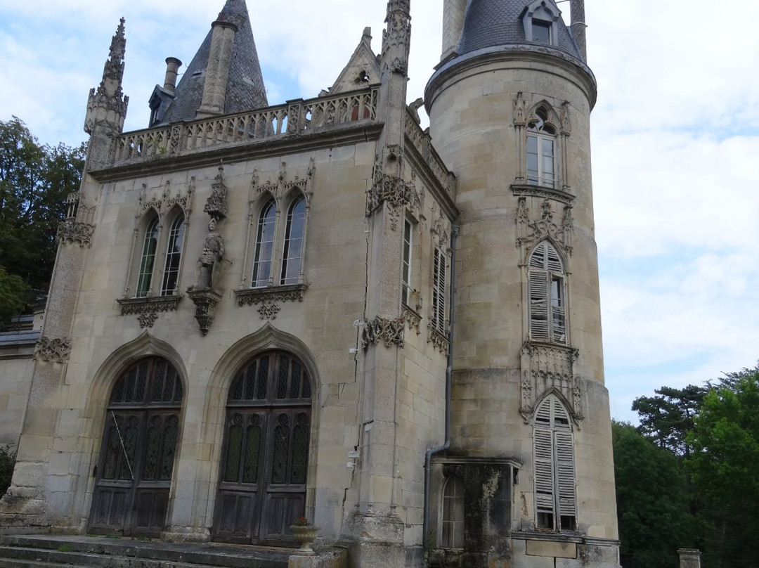 Château de Mont-l'Eveque景点图片