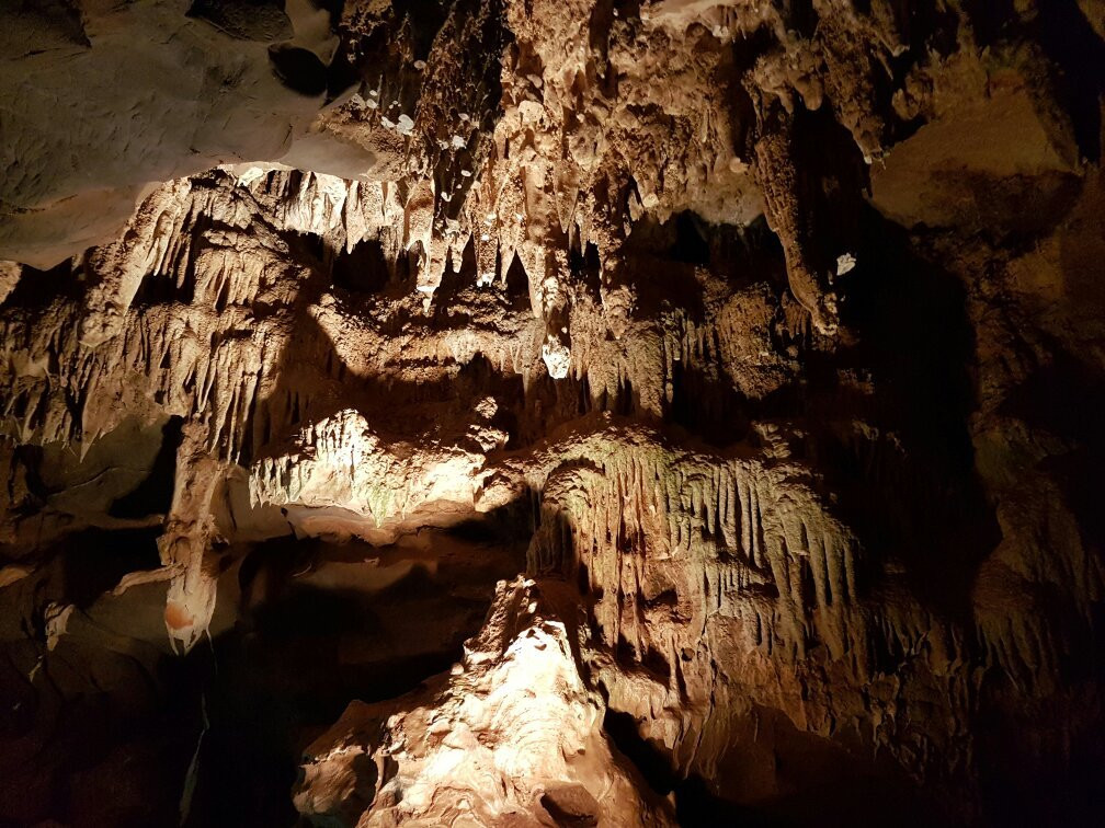 Jane Furse旅游景点-Echo Caves