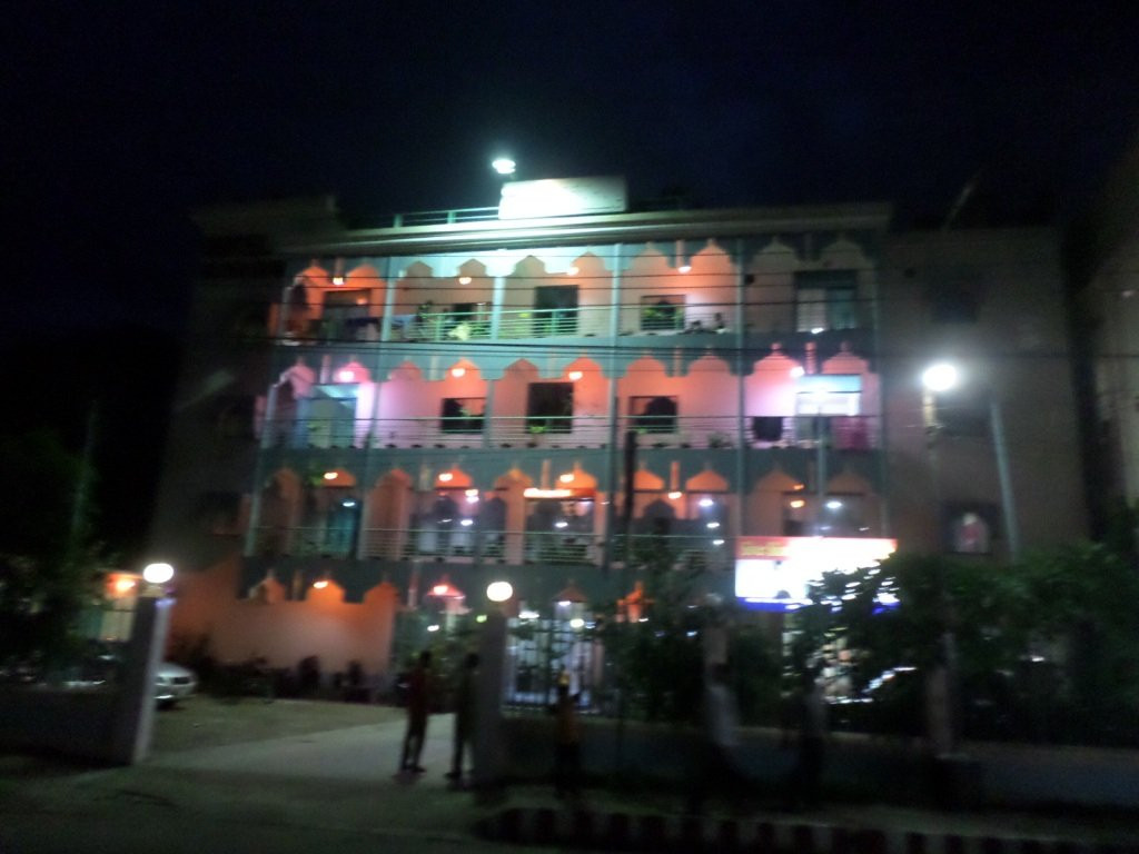 Hotel Silver Shine主图