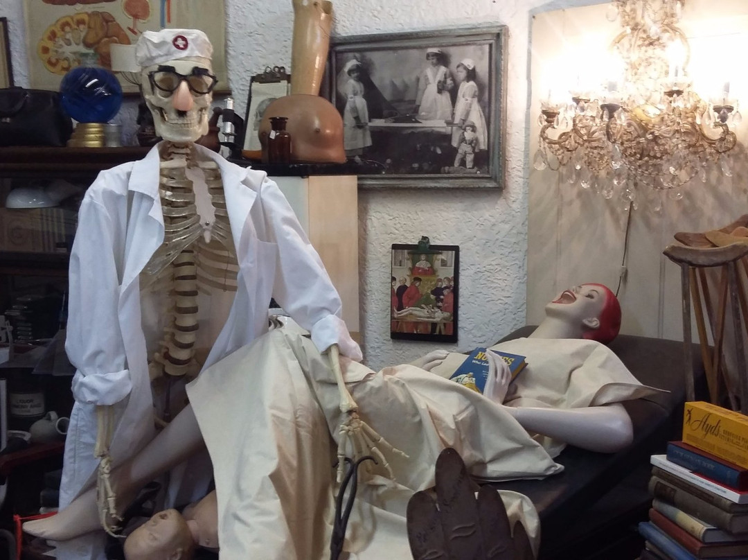 D and J's Good Ole Days Antiques and Oddities-Brady必去景点