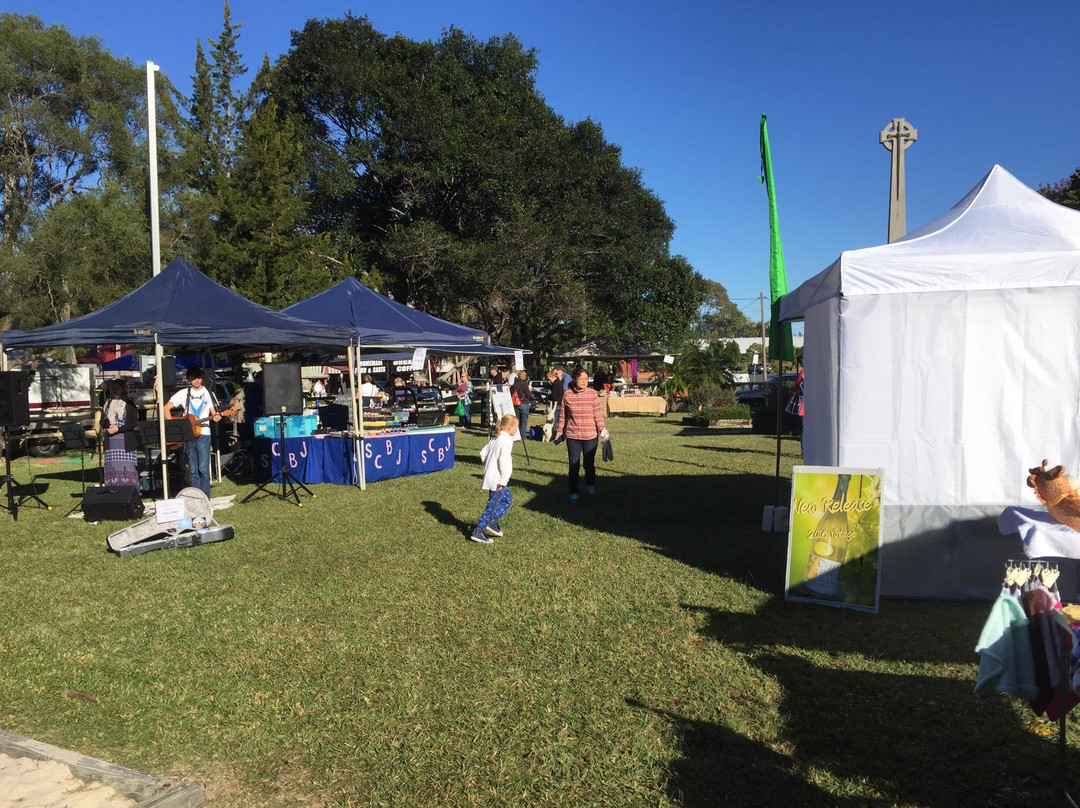 Coolongolook旅游景点-Nabiac Farmers Market