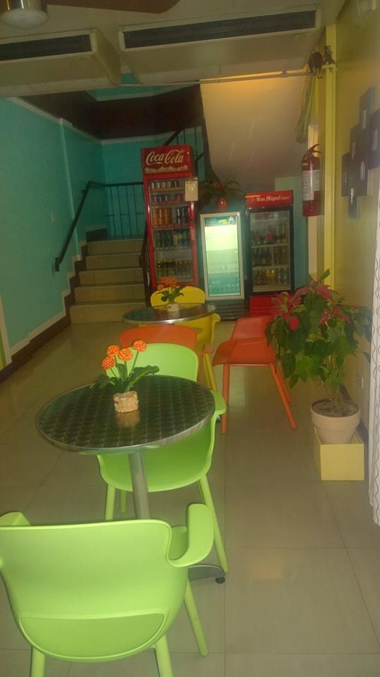 Mariposa Budget Hotel Santa Rosa-餐饮